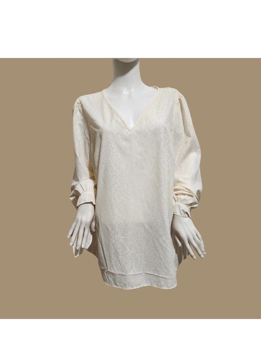 Michael Kors Women’s Plus Size 0X Ivory Long Sleeves V Neck Top Blouse Tunic 06